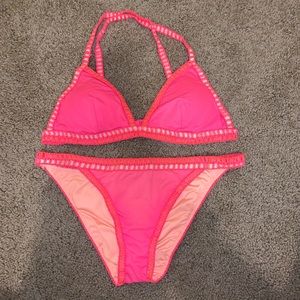 VS neon pink bikini